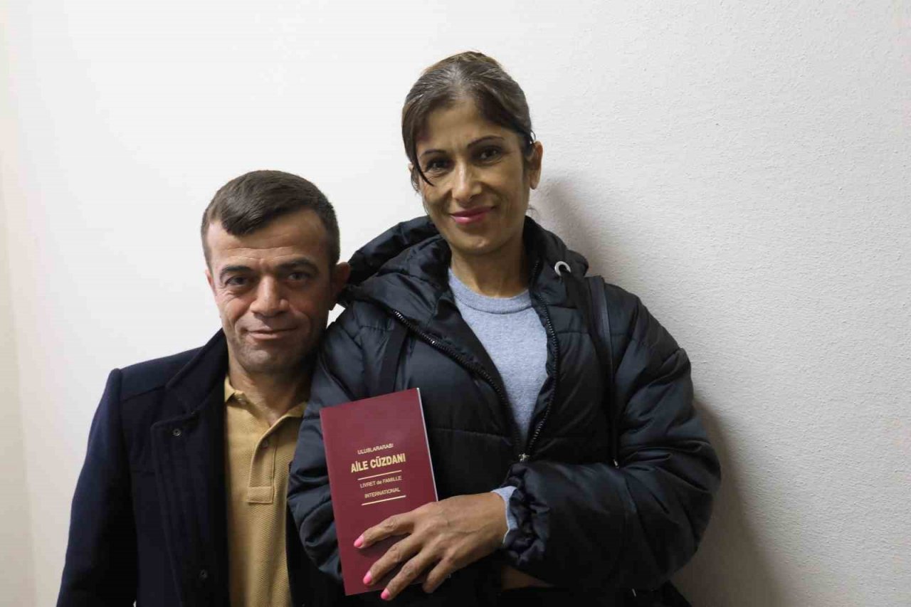 Depremzede çift Marmaris’te evlendi