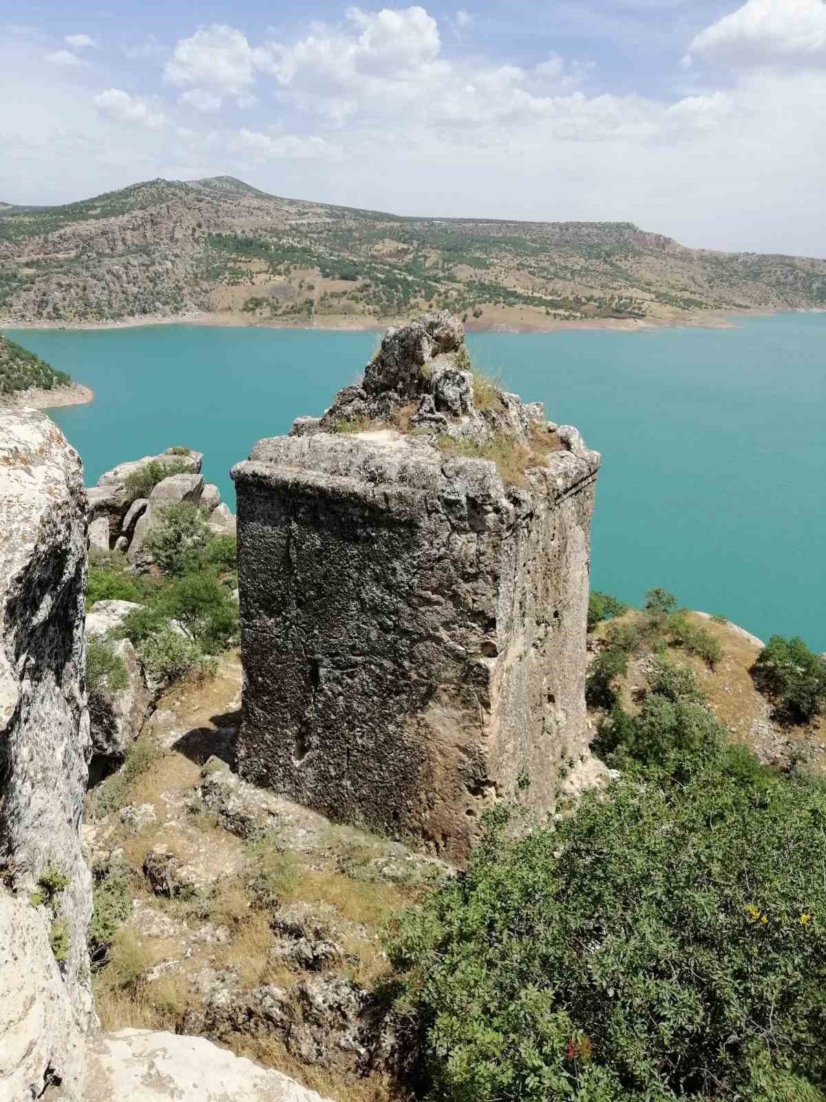 Dicle’de balık avlama yasağı başladı