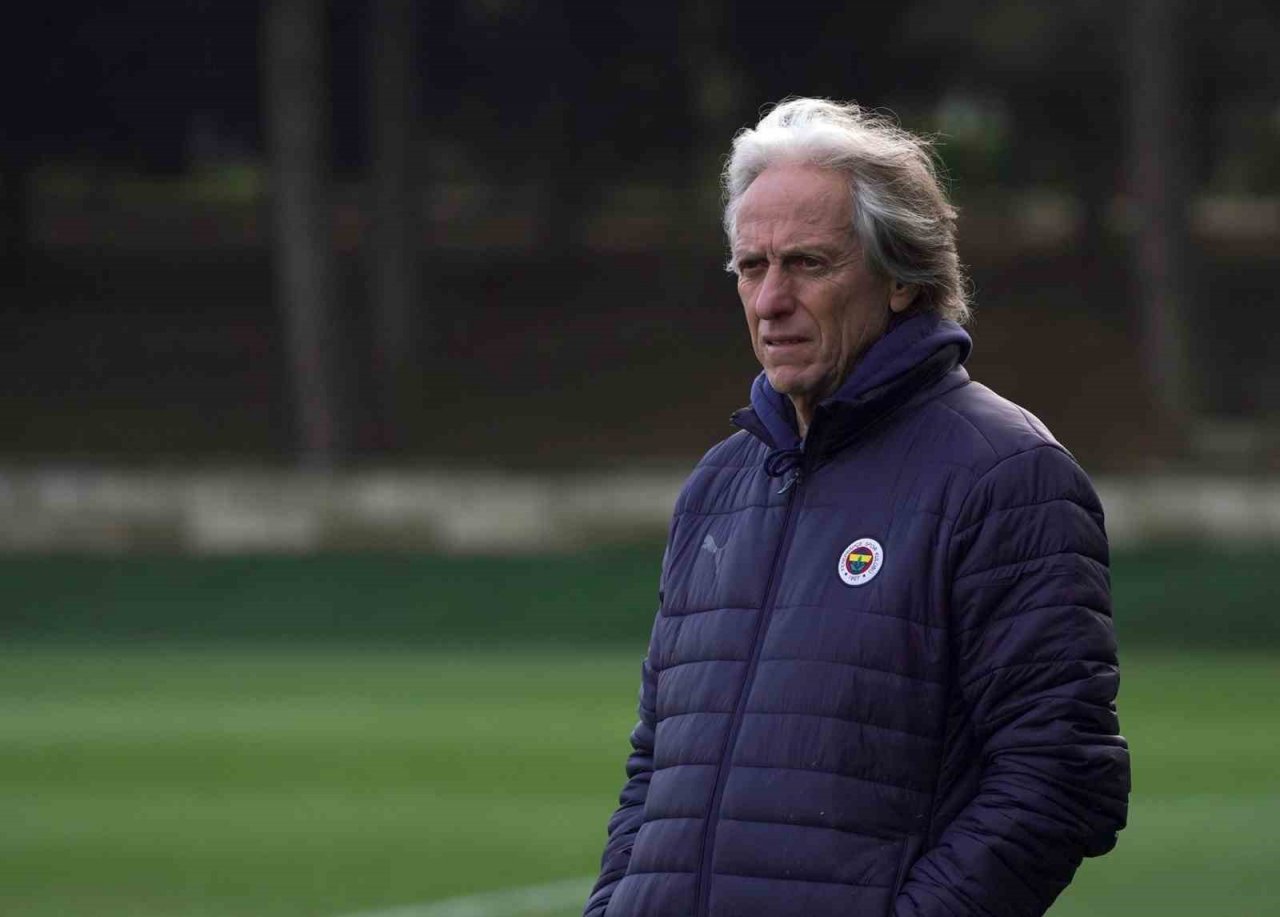 Fenerbahçe, Karagümrük maçı hazırlıklarına başladı