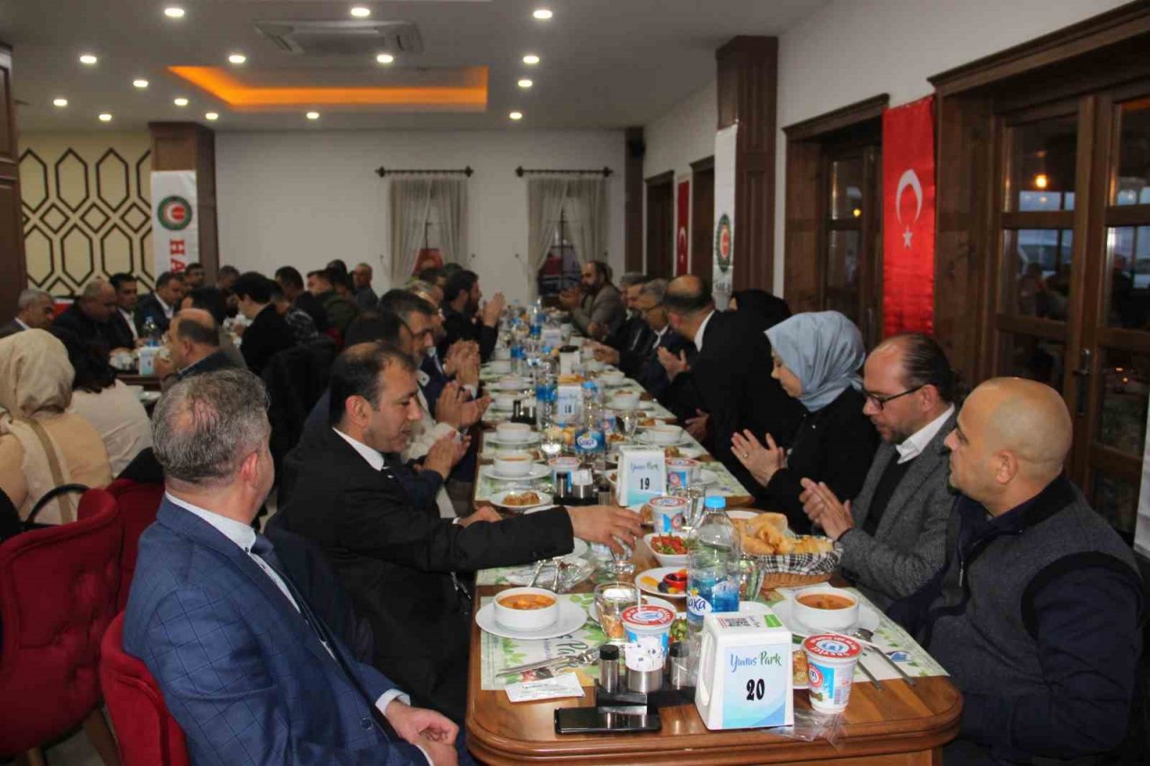 Tanrıverdi neden Erdoğan’a destek verdiklerini açıkladı