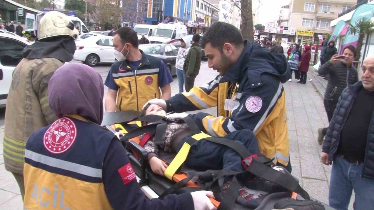 Kartal’da feci kaza: 2’si çocuk 4 yaralı