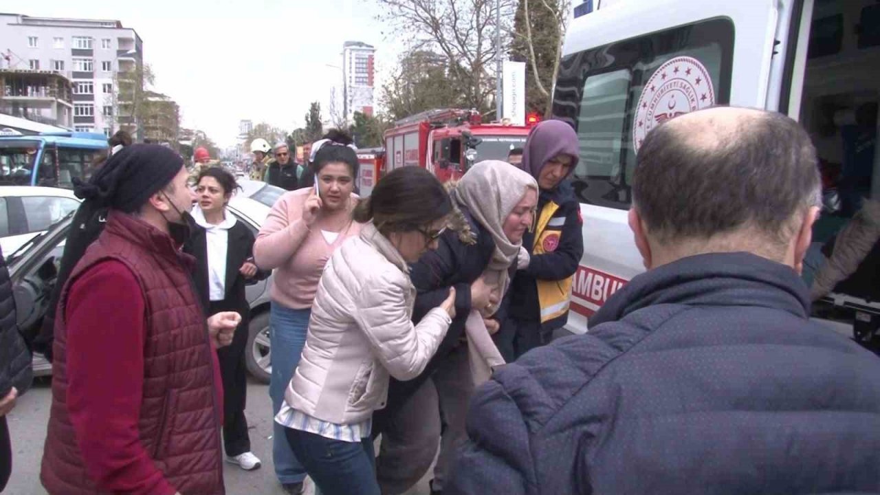 Kartal’da feci kaza: 2’si çocuk 4 yaralı