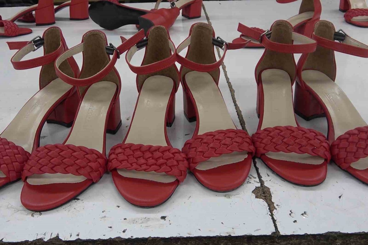 Türkiye’de ikinci sırada, günde 30 bin çift ayakkabı üretiliyor