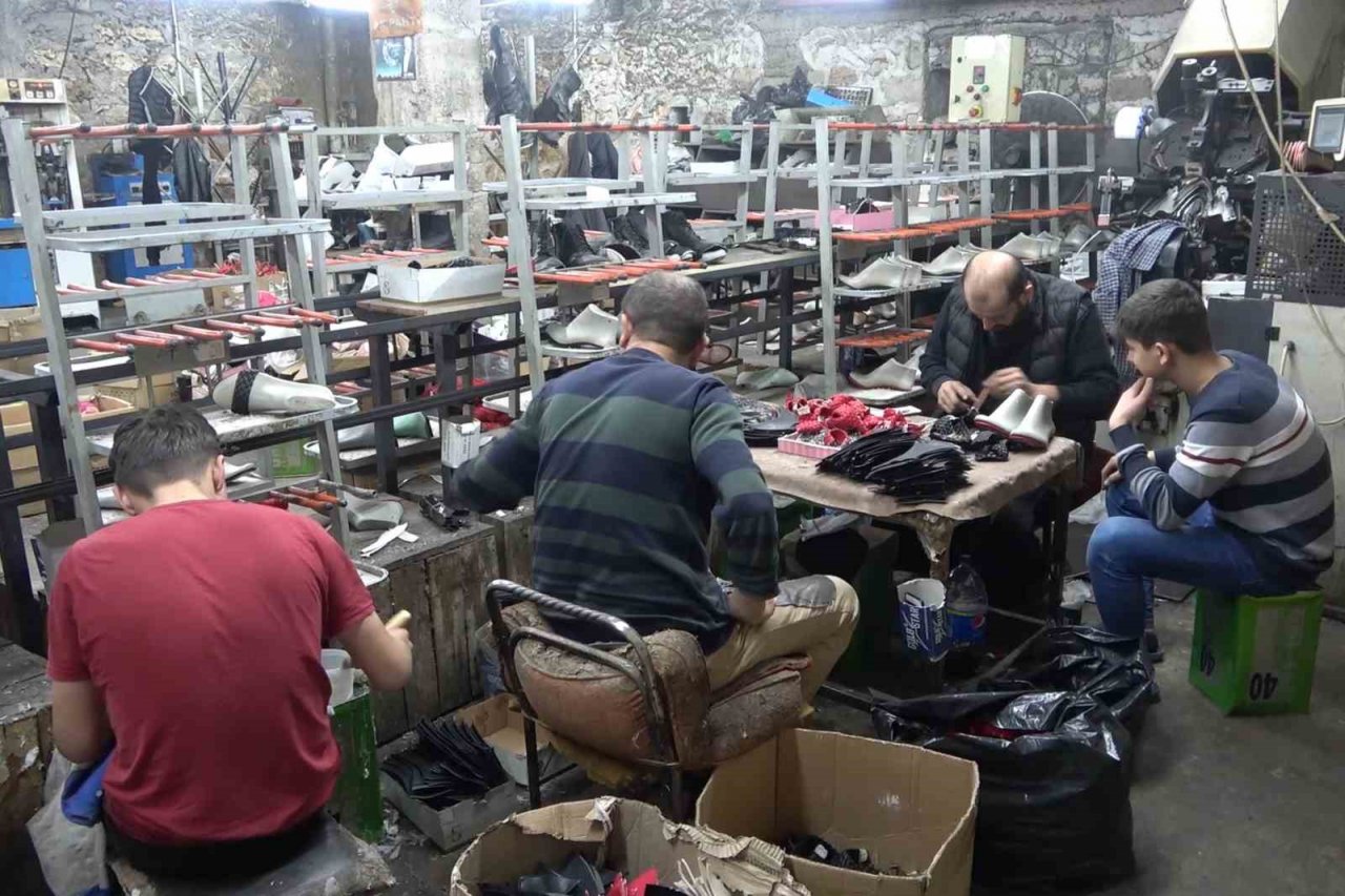 Türkiye’de ikinci sırada, günde 30 bin çift ayakkabı üretiliyor