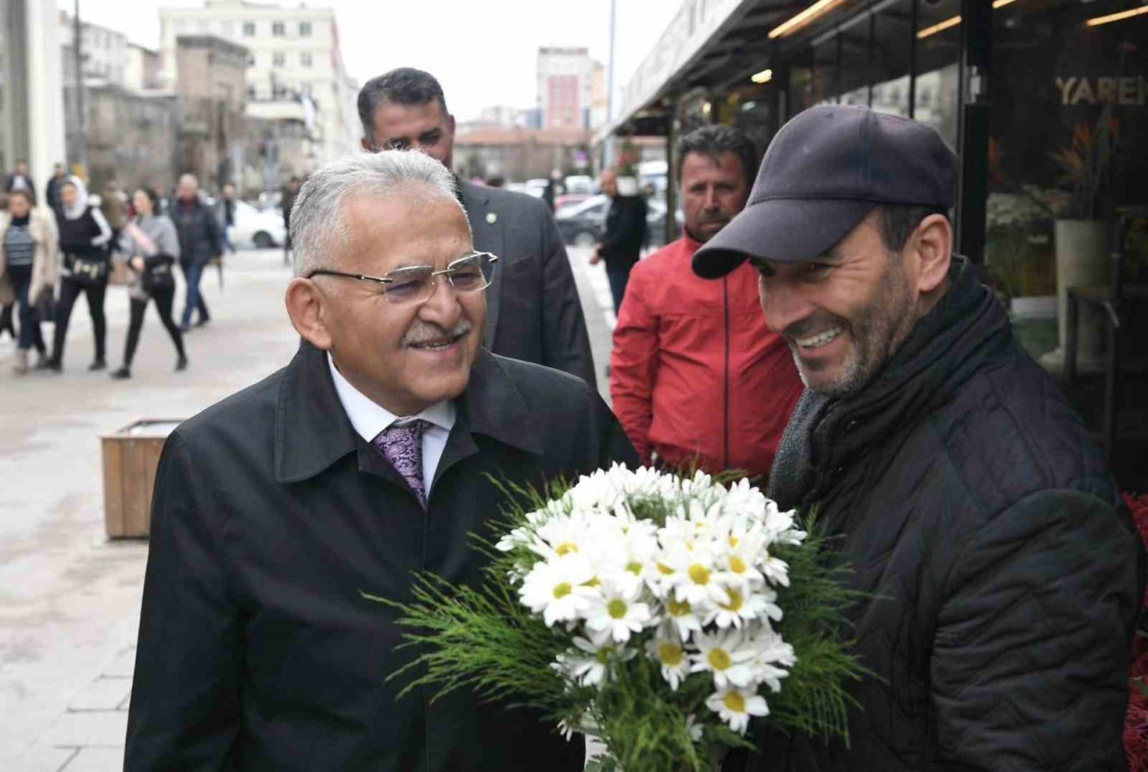 Başkan Büyükkılıç’tan esnaf ziyareti