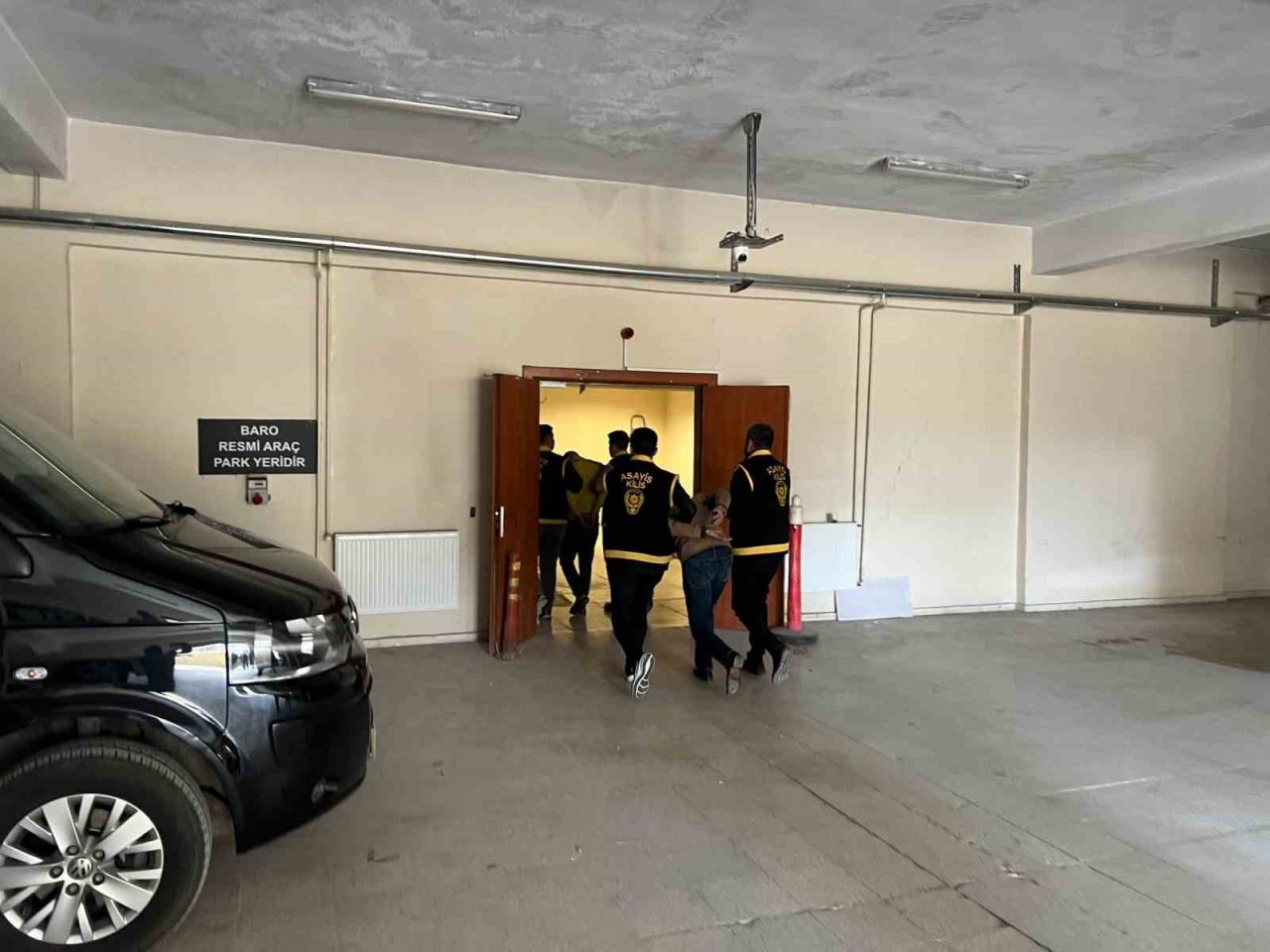 Kilis’te yaşanan cinayette yakalanan 2 zanlı tutuklandı