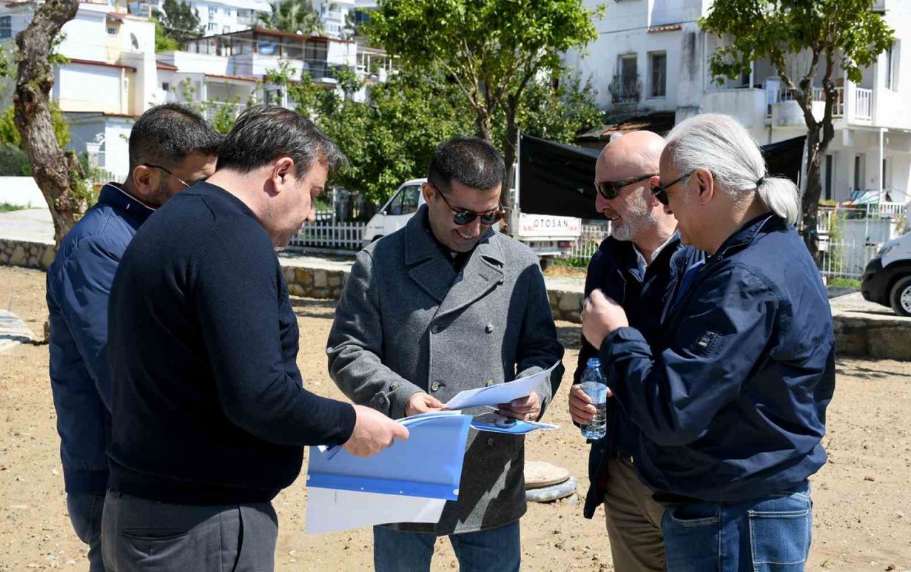 Kuşadası’nda park ve kavşakları heykeller süsleyecek