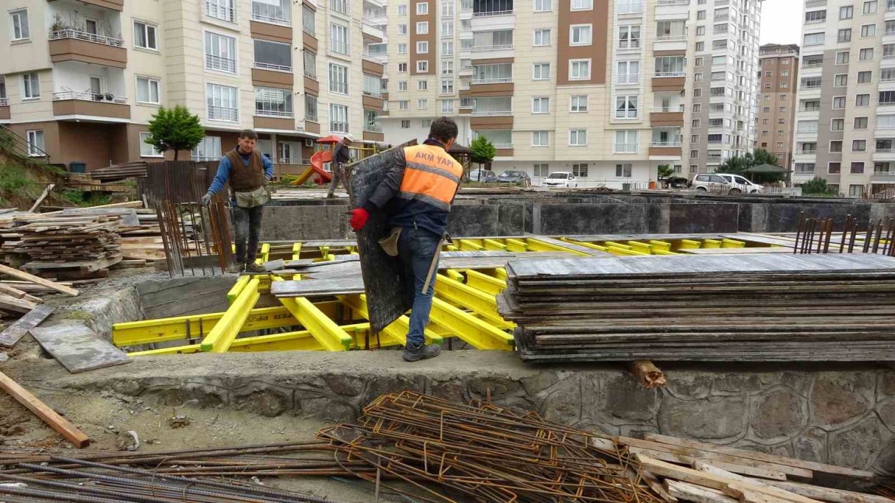 Cami inşaatına belediyeden suç duyurusu