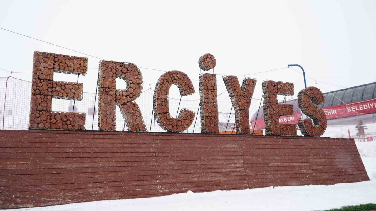 Erciyes’te Nisan karı
