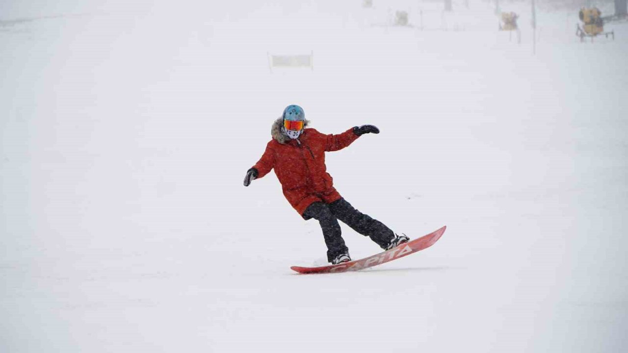 Erciyes’te Nisan karı