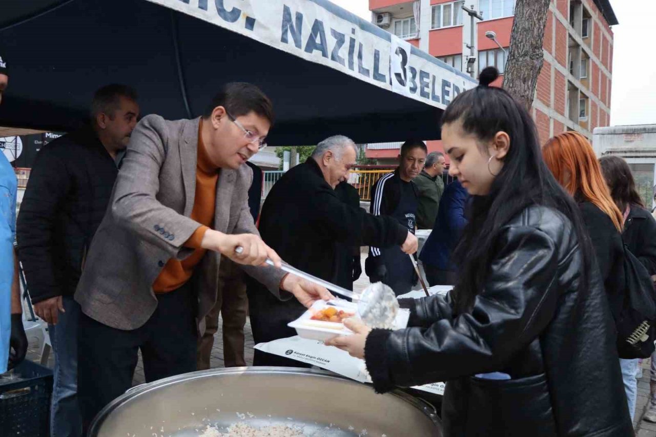 Nazilli Karaçay’da 3 bin kişi iftar sofrasında buluştu