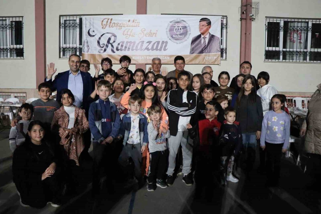 Nazilli Karaçay’da 3 bin kişi iftar sofrasında buluştu