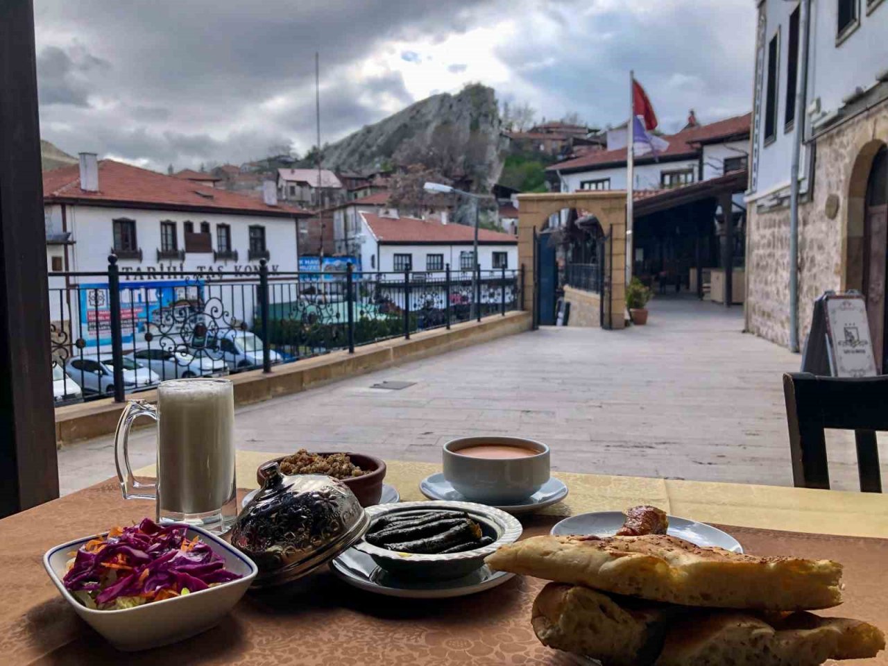 Beypazarı’nın eşsiz lezzetleri iftar sofralarının vazgeçilmezi oluyor