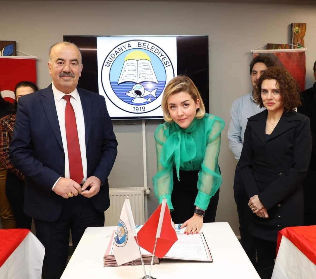 Bursa’da restorasyon çalışmaları sırasında talihsiz kaza: 2 yaralı