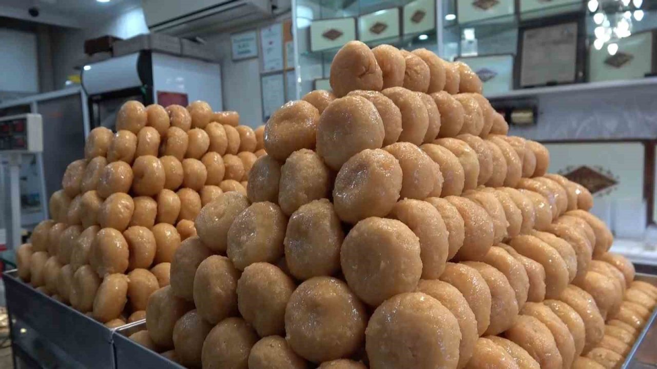 Aile sırrı olarak saklanan tarifiyle bu tatlı sadece ramazan ayında yapılıyor