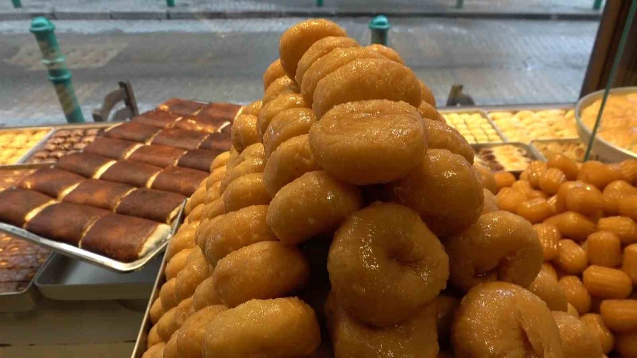 Aile sırrı olarak saklanan tarifiyle bu tatlı sadece ramazan ayında yapılıyor