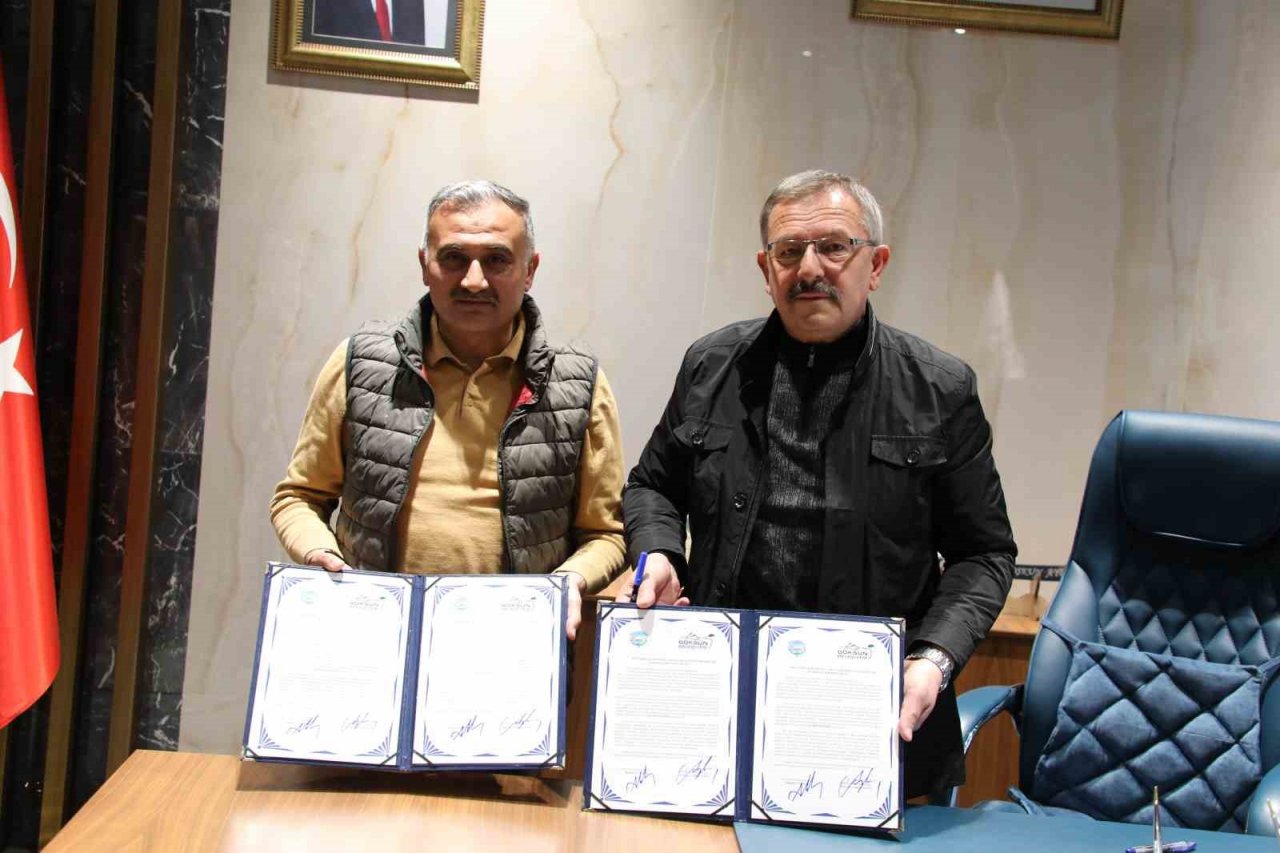 Develi Belediyesi’nden Göksun Belediyesi’ne ‘kardeşlik ziyareti’