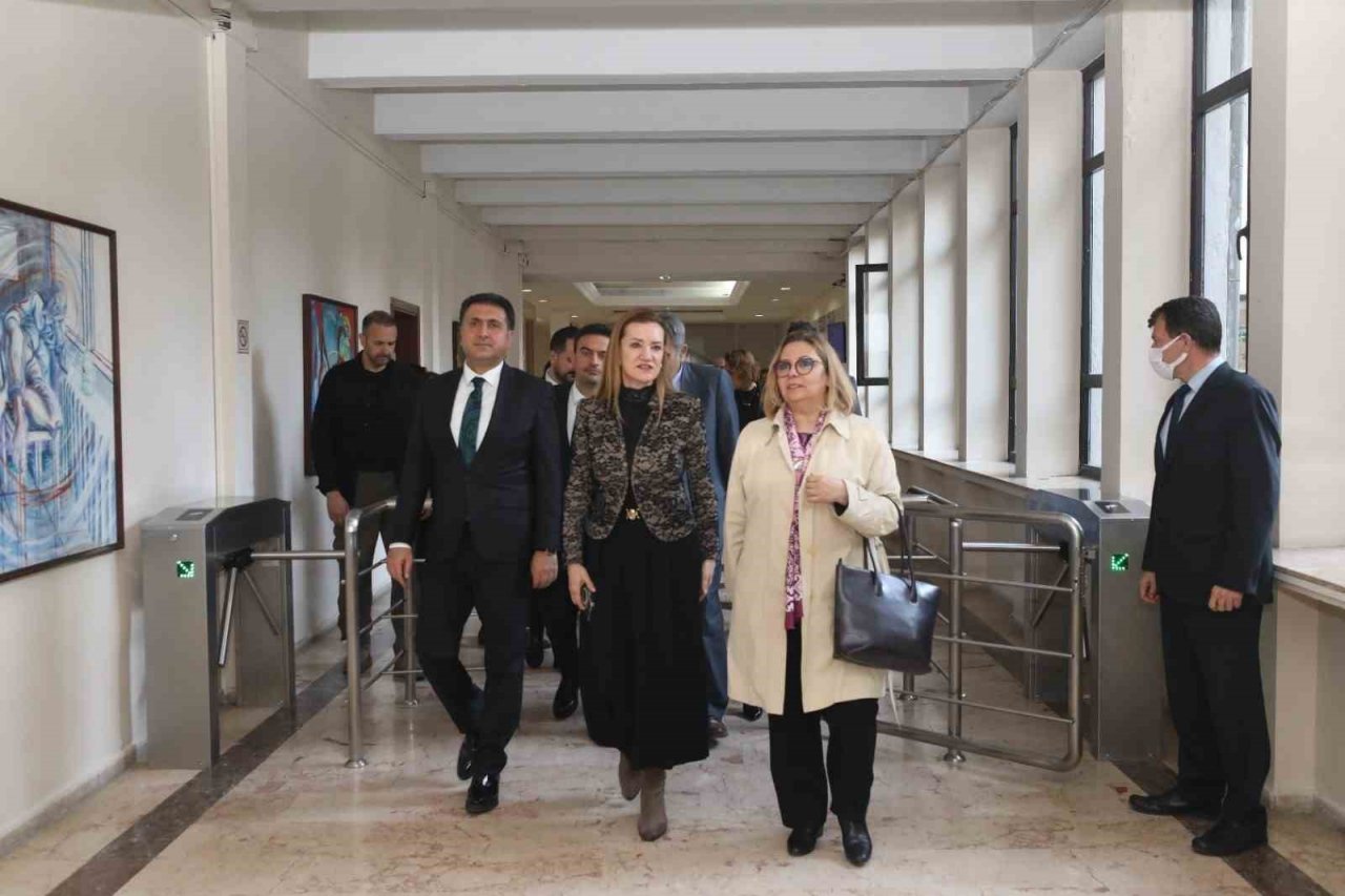 Dokuz Eylül’den deprem belgeseli