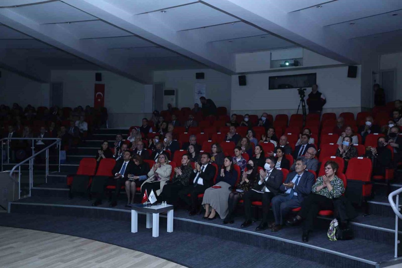 Dokuz Eylül’den deprem belgeseli