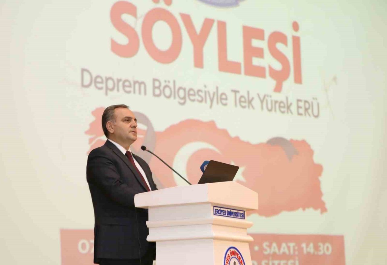 ERÜ’de ‘Deprem Bölgesiyle Tek Yürek ERÜ’ konulu söyleşi düzenlendi