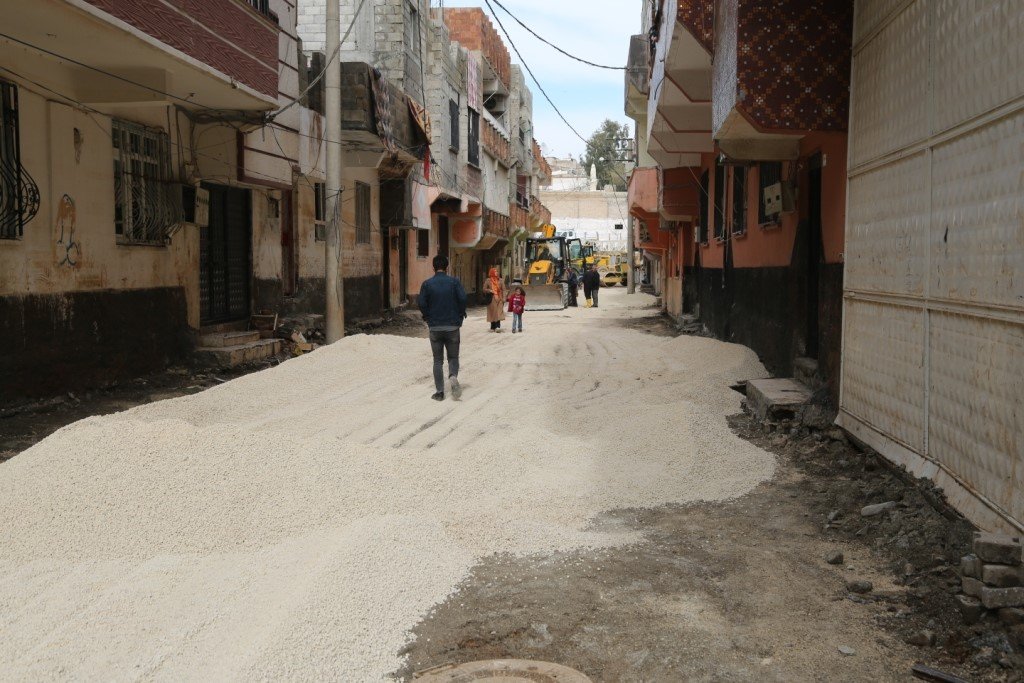 Eyyübiye’de yol çalışmaları hızlandırıldı