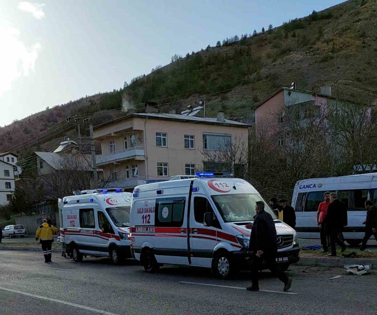 Gümüşhane’de işçi servisi kazası: 1 ölü, 7 yaralı