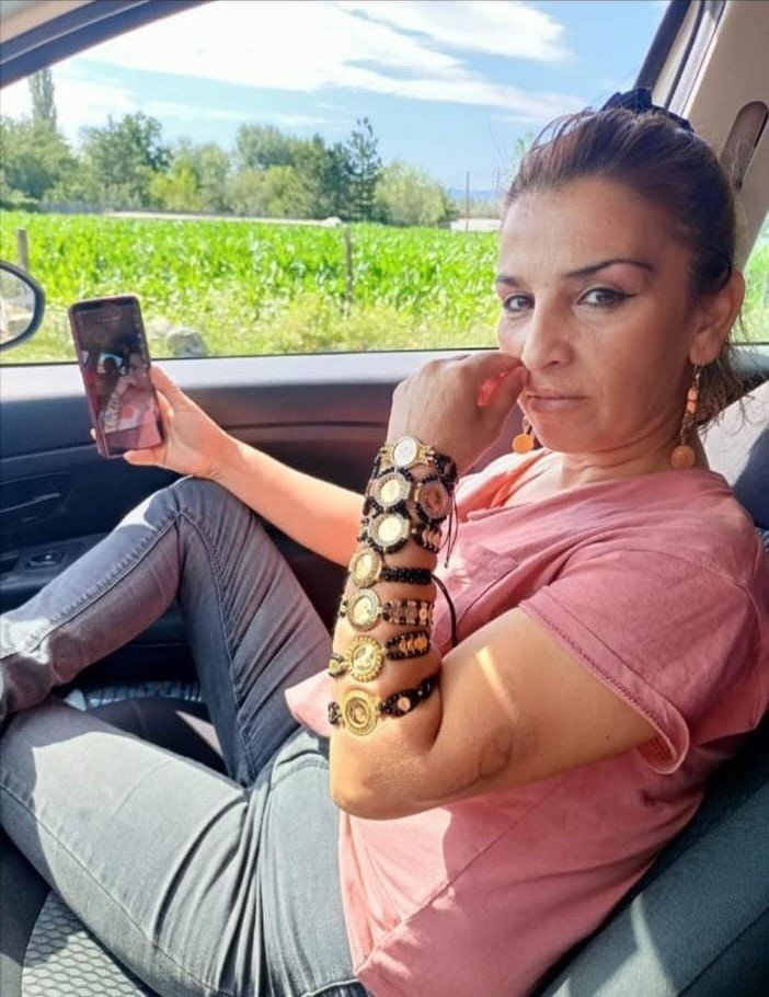 Çocuklarını okula götürmek için motosiklet almak istedi, bütün birikimini dolandırıcılara kaptırdı