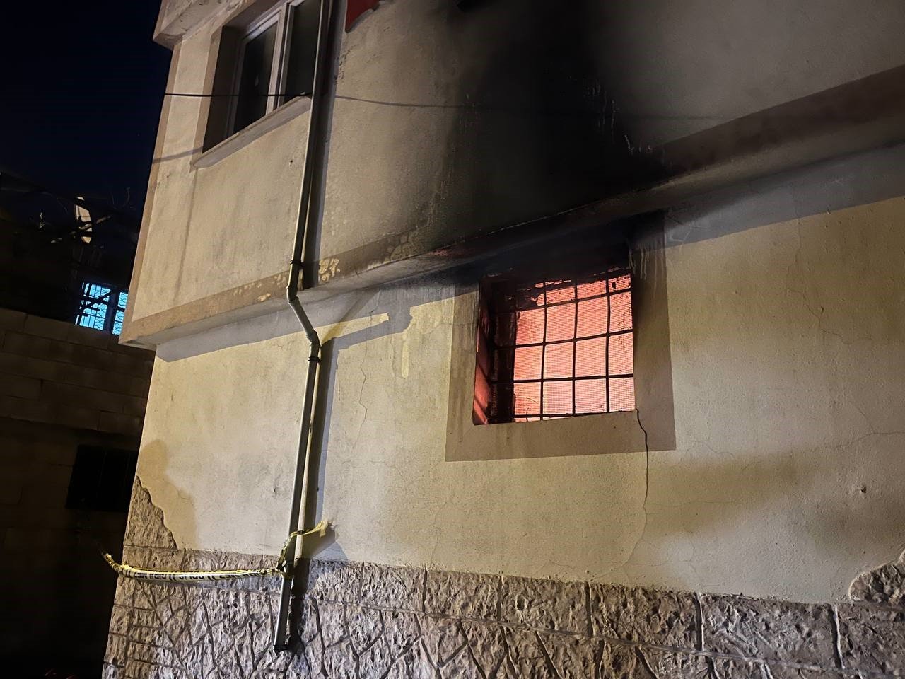 Kilis’te 9 yaşındaki kız çocuğunun cesedinin bulunduğu evde yangın