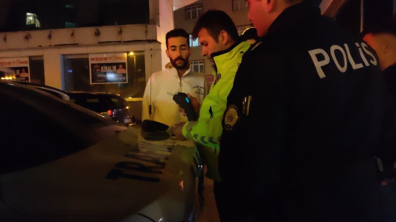 Kocaeli’de otomobilin çarptığı yaya yaralandı