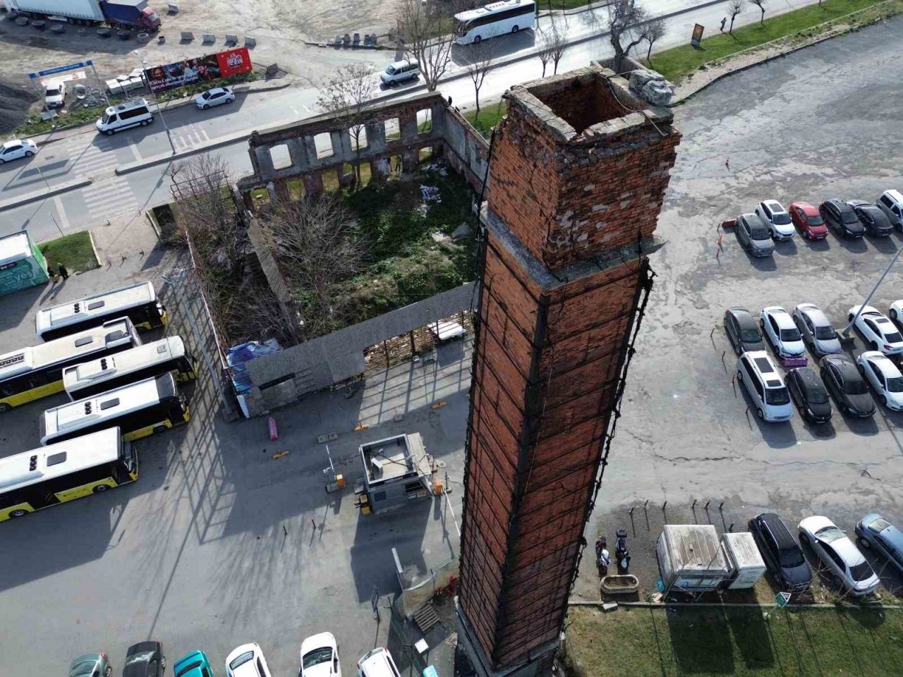 Osmanlı döneminden kalan 135 yıllık fabrika harabeye döndü