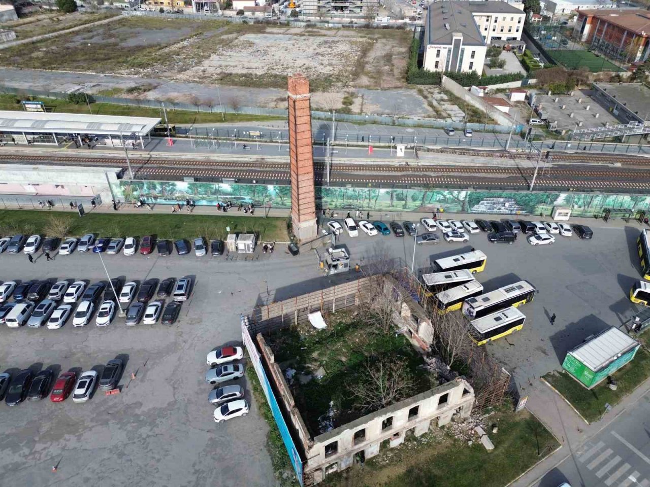 Osmanlı döneminden kalan 135 yıllık fabrika harabeye döndü