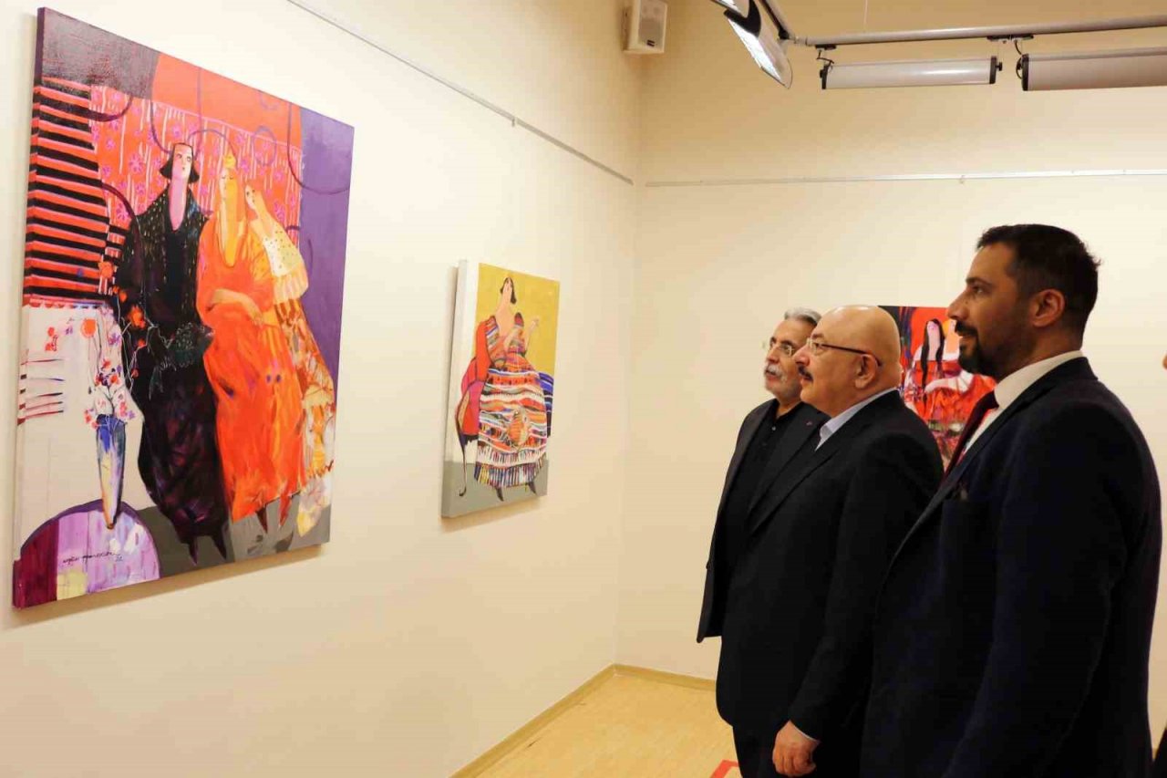 Ressam Güler Genç Erol SANKO Sanat Galerisi’nde sergi açtı