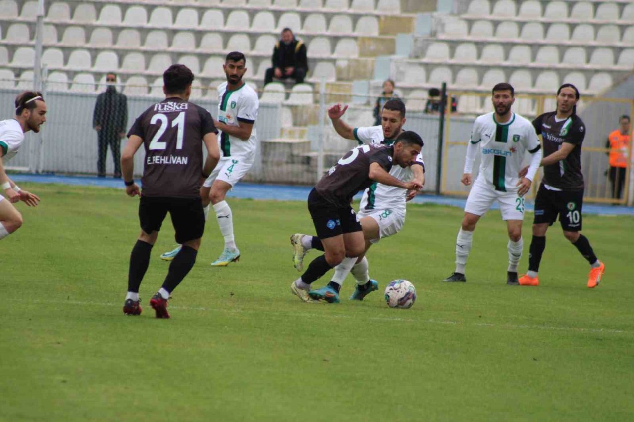 TFF 3. Lig: Efeler 09 SFK: 0 - Sapanca Gençlikspor: 0