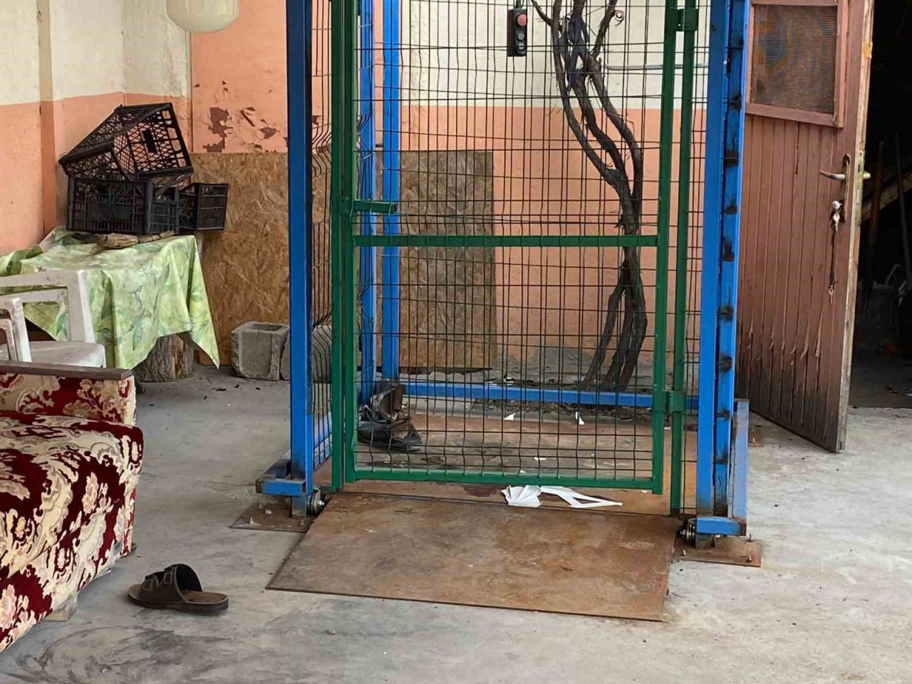 3 gün önce evlendiler, asansör hayatlarını ayırdı