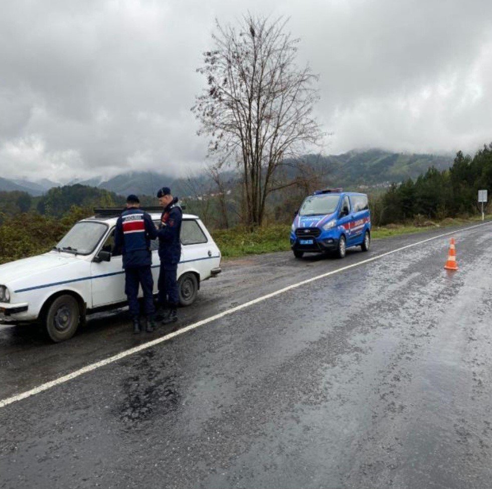 Zonguldak’ta jandarmadan 54 ekiple uygulama