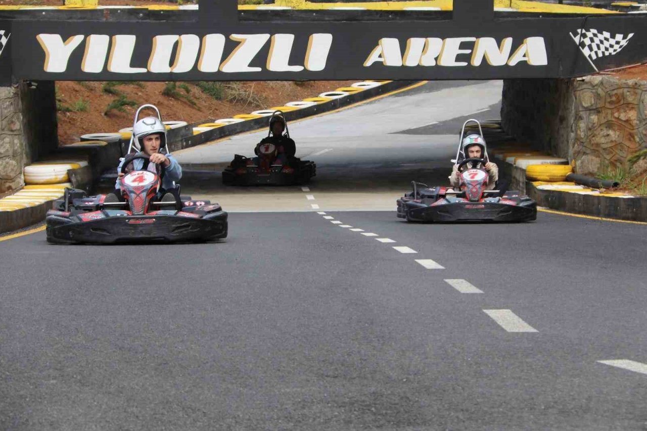 Akçaabat’ta Go-Kart turnuvası nefesleri kesti