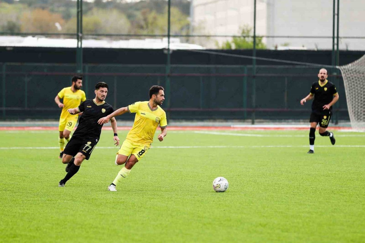 Aliağaspor FK 3. Lig’in kapısını araladı