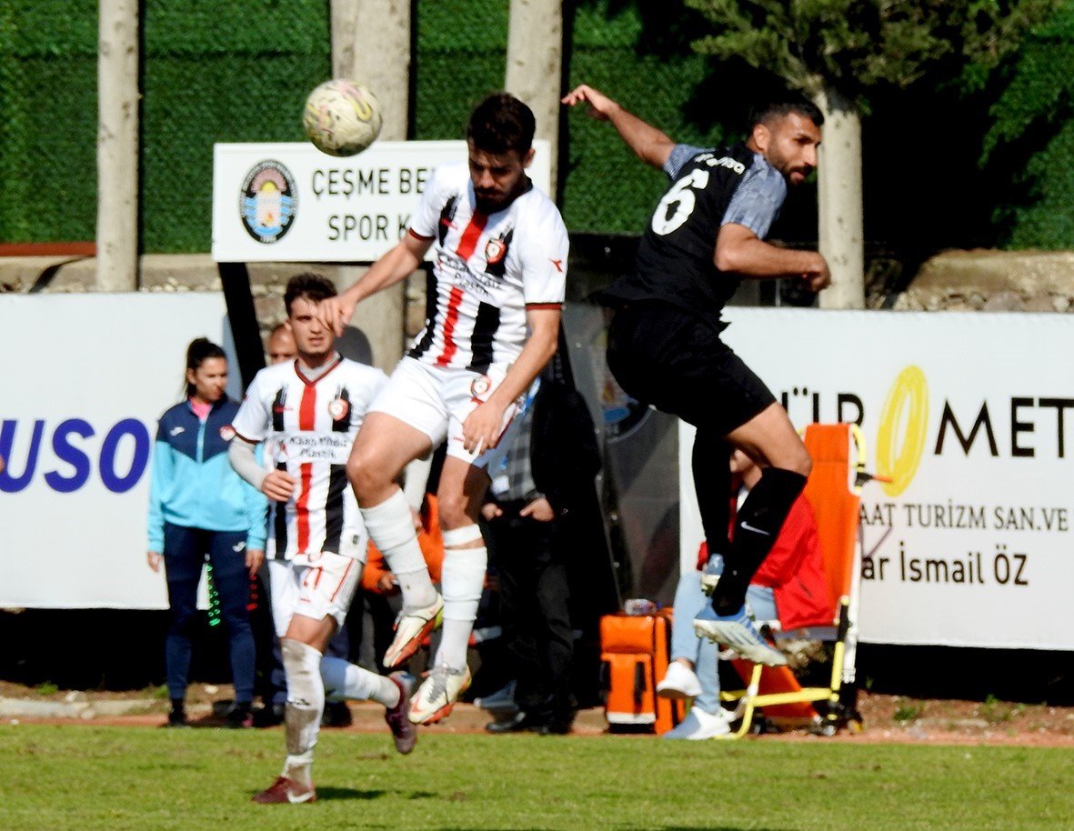 Çeşme Belediyespor sahasında 3-2 mağlup oldu