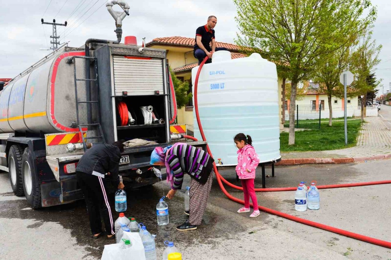 Malatya’da vatandaşların ihtiyacı tankerlerle karşılanıyor