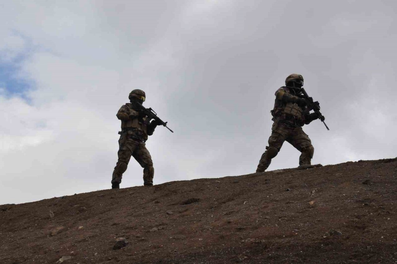 Kars’ta PÖH’lerden nefes kesen tatbikat