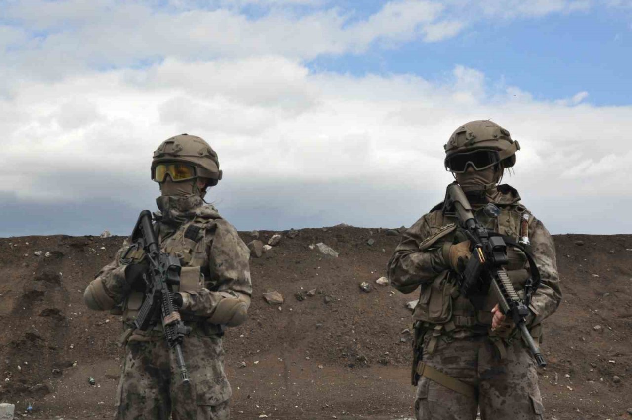 Kars’ta PÖH’lerden nefes kesen tatbikat