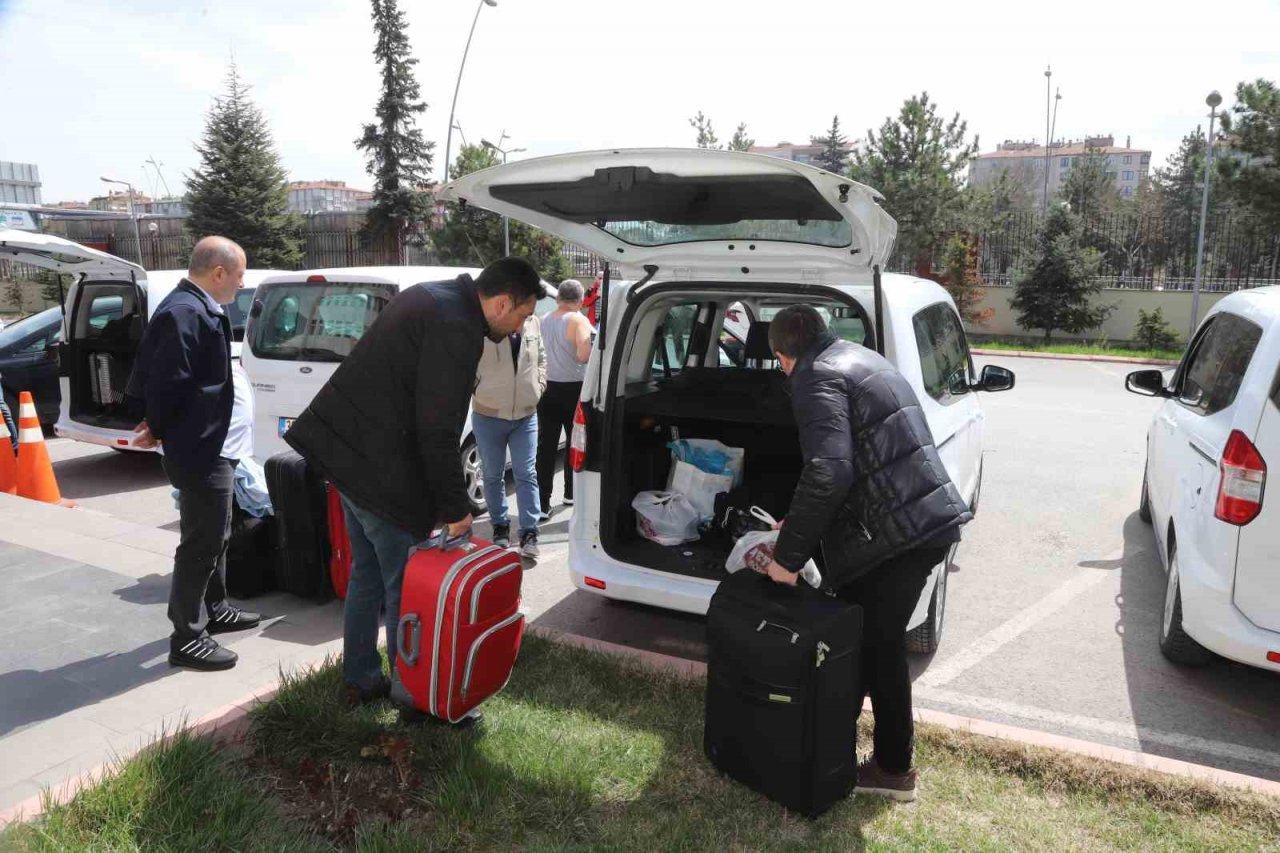 Kayseri Büyükşehir’den Adana’ya teknik destek