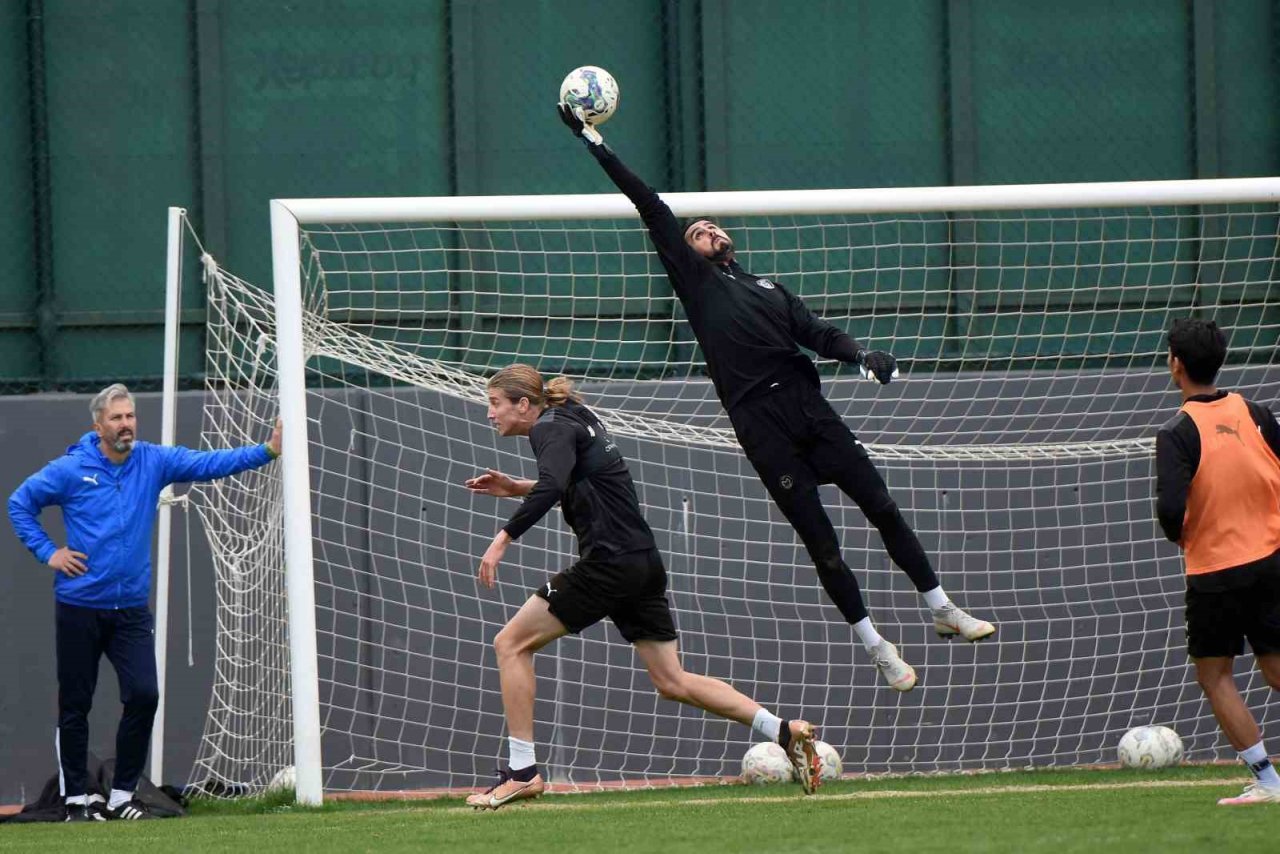 Manisa FK, Bandırmaspor maçı hazırlıklarına başladı
