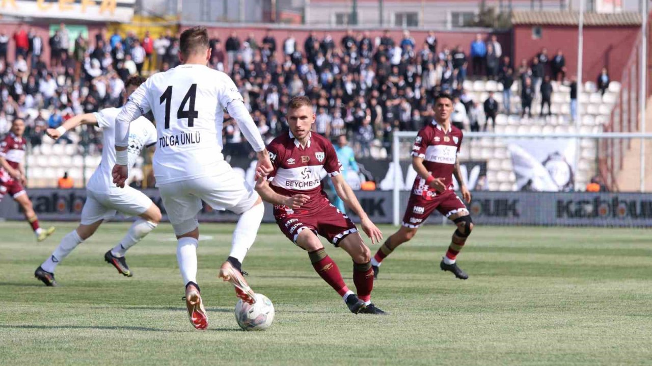 Spor Toto 1. Lig: Beyçimento Bandırmaspor: 2 - Altay: 1