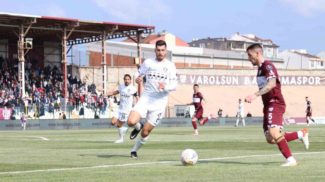 Spor Toto 1. Lig: Beyçimento Bandırmaspor: 2 - Altay: 1