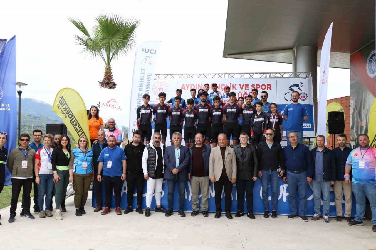 Pedallar şampiyonluk için Tralleis Antik Kenti’nde atıldı