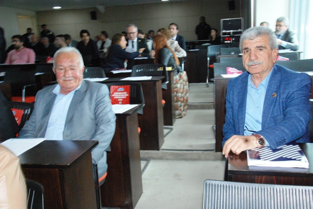 Adana Büyükşehir Belediye Meclisi altı yeni üye