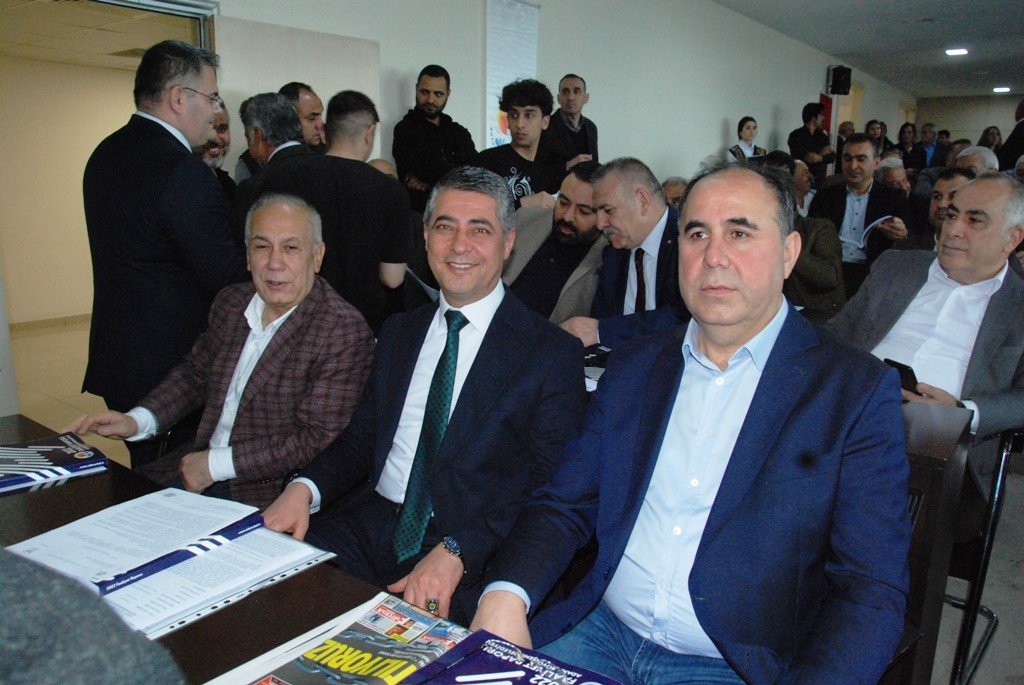 Adana Büyükşehir Belediye Meclisi altı yeni üye