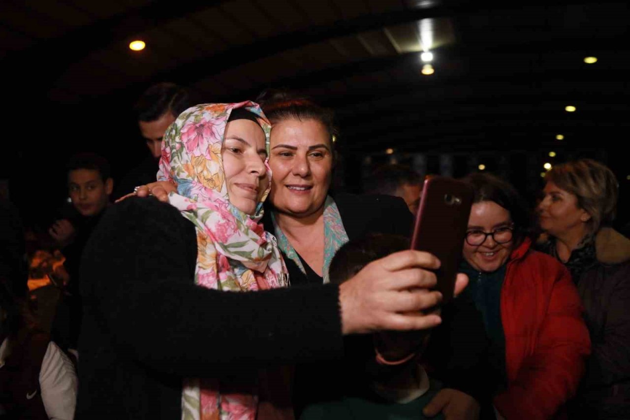 Aydın Büyükşehir Belediyesi iftar programlarını sürdürüyor