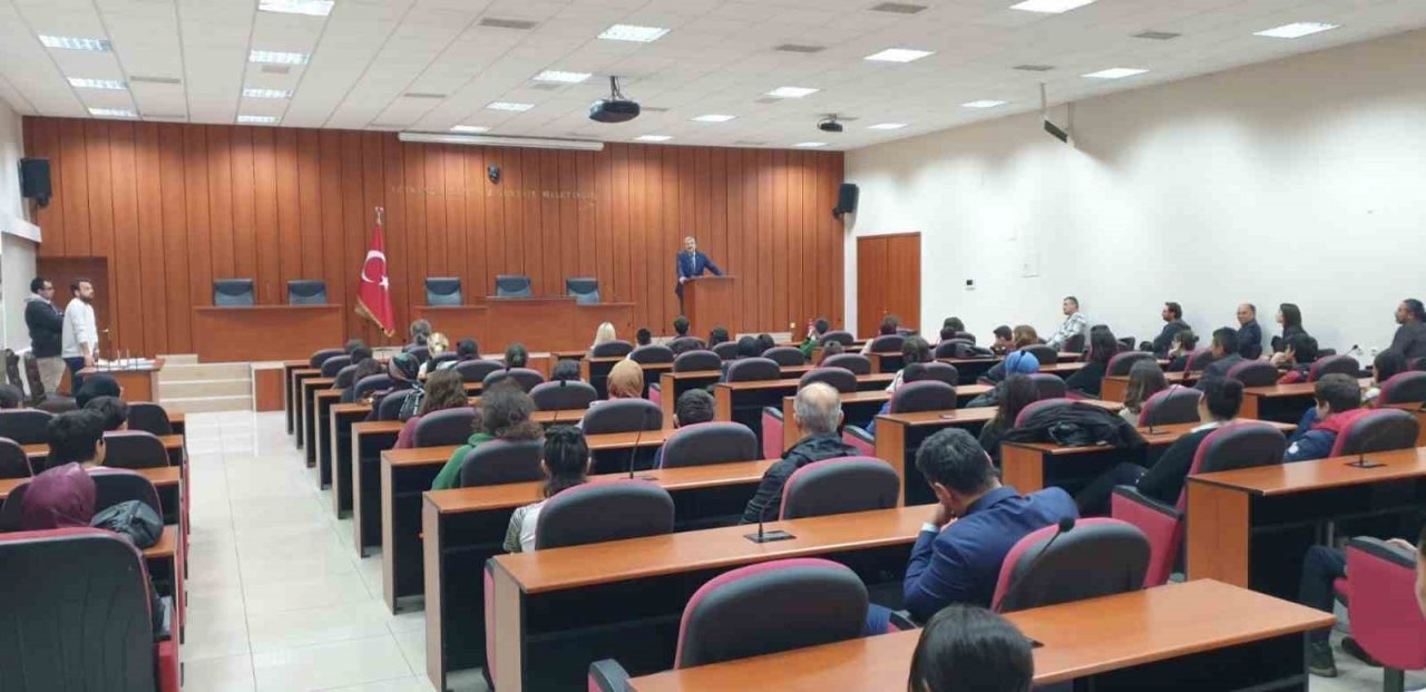 Bilgi Yarışması’nda dereceye giren öğrenciler ödüllendirildi